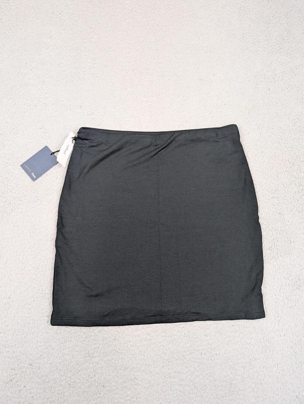 Wilfred Free Aritzia Skirt Womens Medium Black Finley Bodycon Mini Stretch